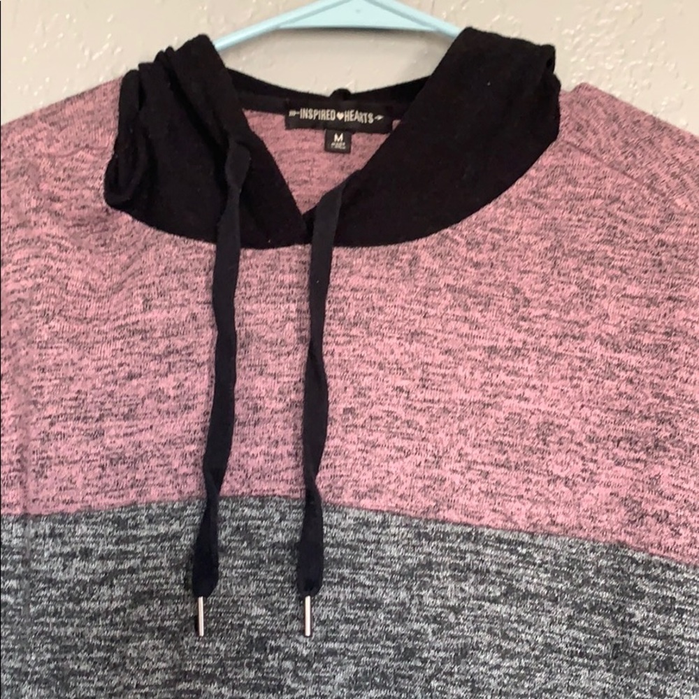 Hooded Pullover - Picture 2 of 3